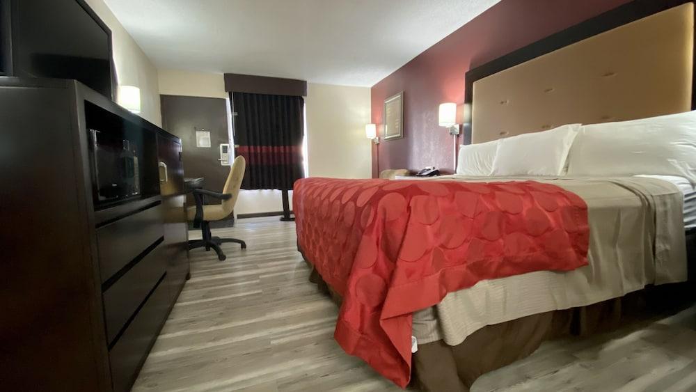 Ramada By Wyndham Motel Harrisonburg